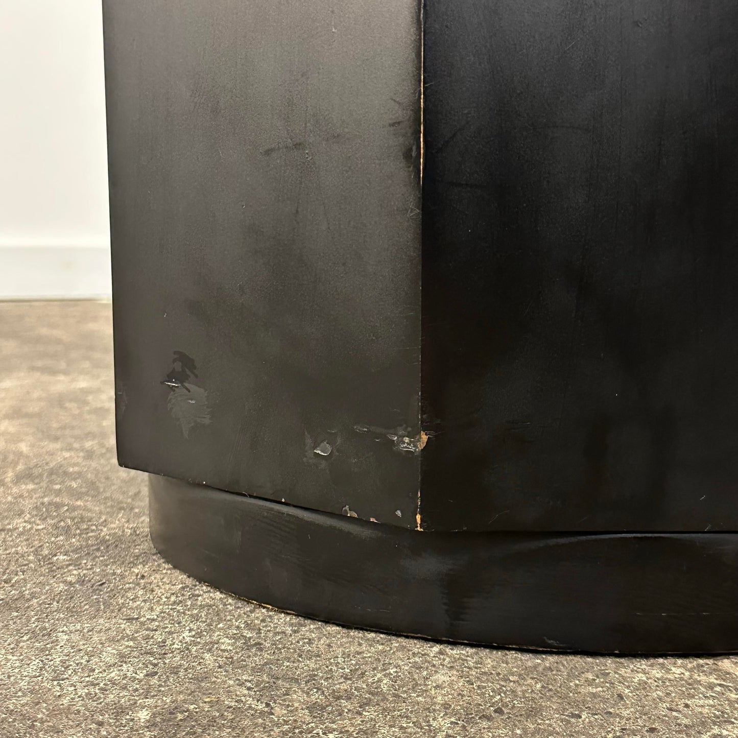 Dunbar Pedestal-Style Geometric Side Table