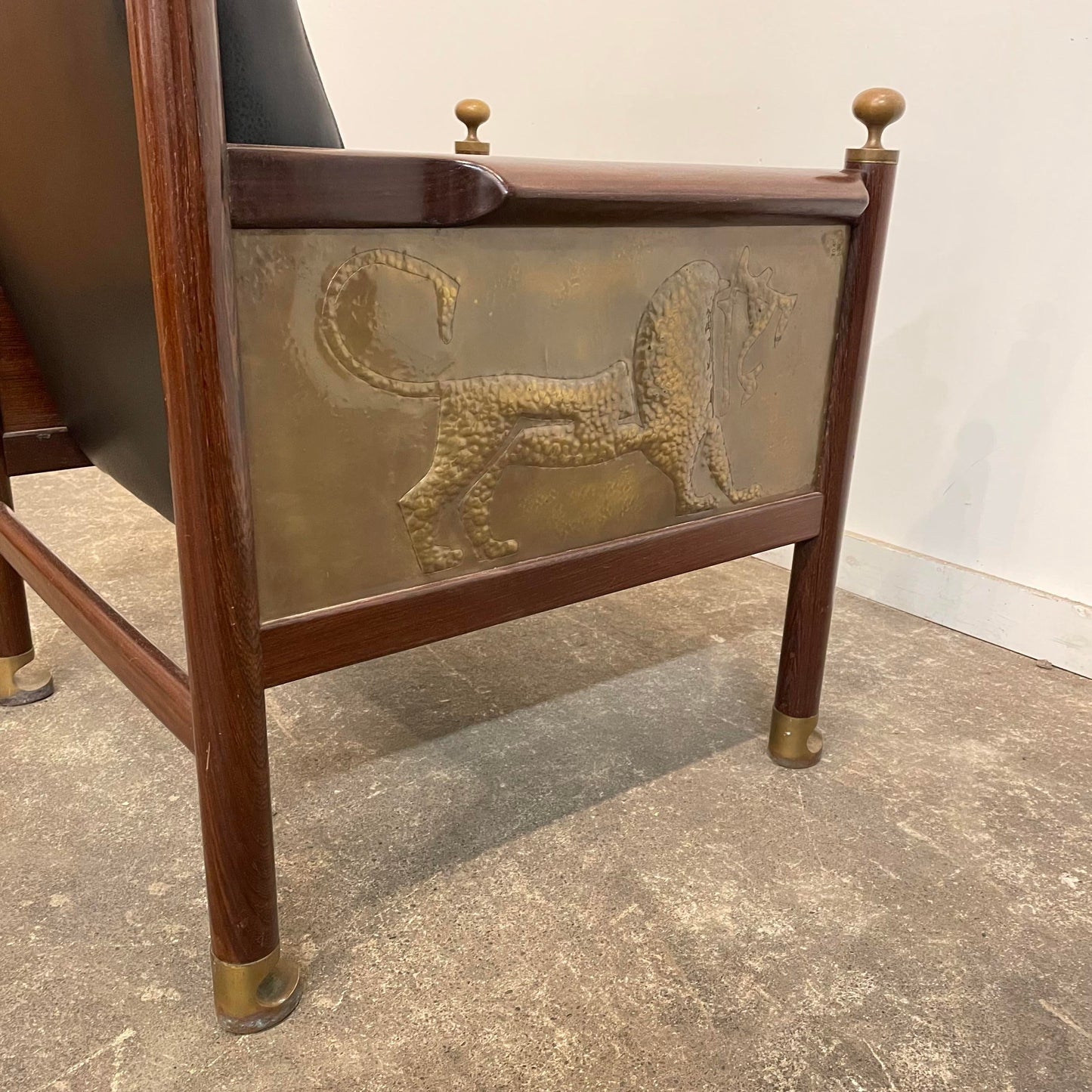 Mid Century Modern Ib Kofod-Larsen King Solomon Chair