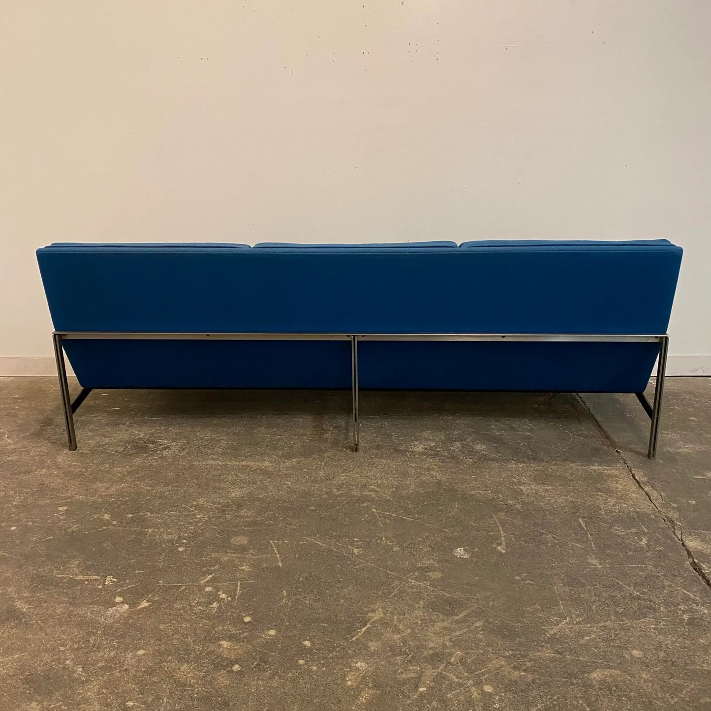 Florence Knoll Parallel Sofa Blue and Chrome