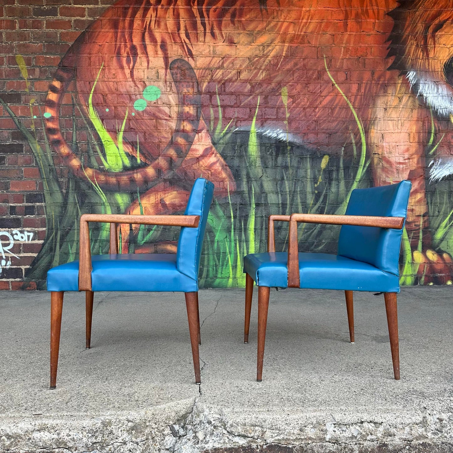 Mid-Century Modern Set of 4 Stow & Davis Arm Chairs Gibbings Style