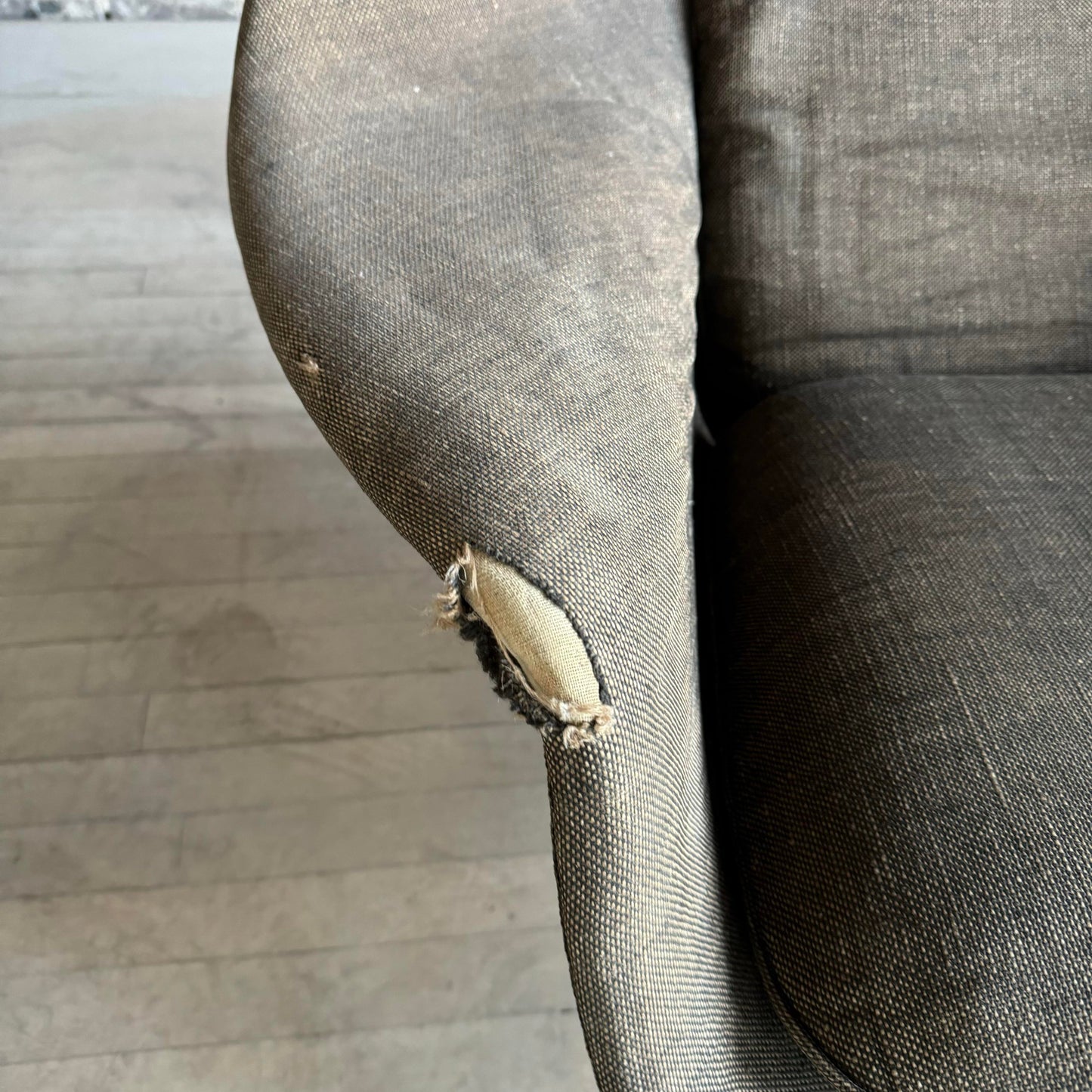 Early Eero Saarinen for Knoll Womb Chair