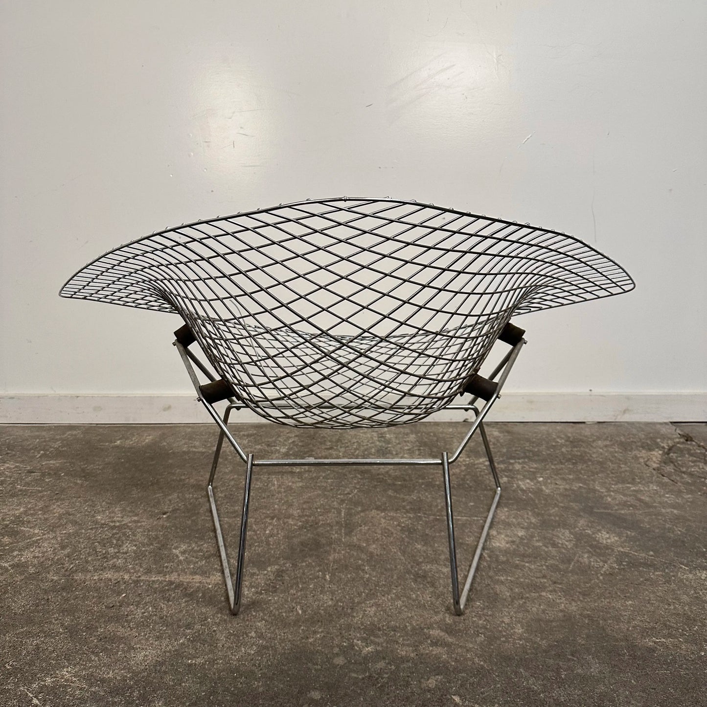 Mid Century Modern Large Wide Diamond Bertoia Chair