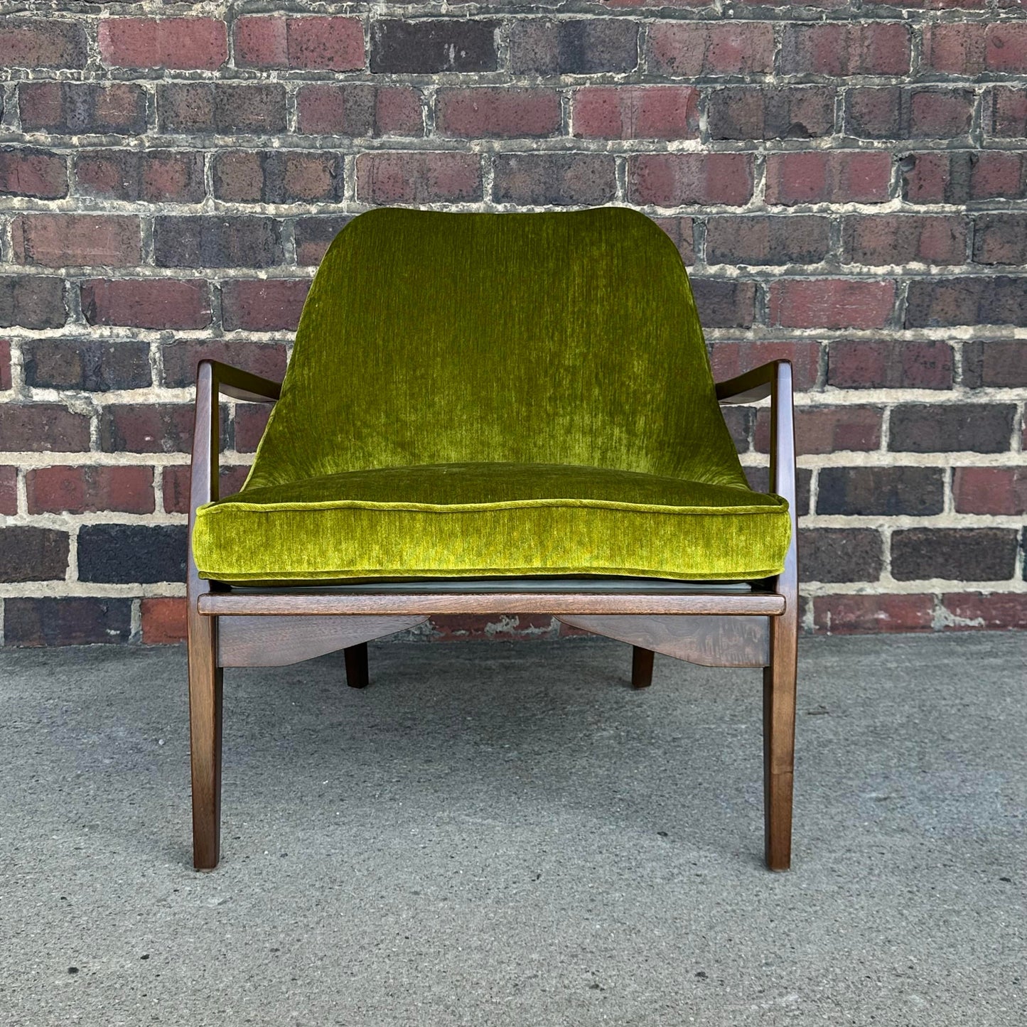 Mid Century Modern Custom Seal Style Lounge Chair Green Crushed Velvet