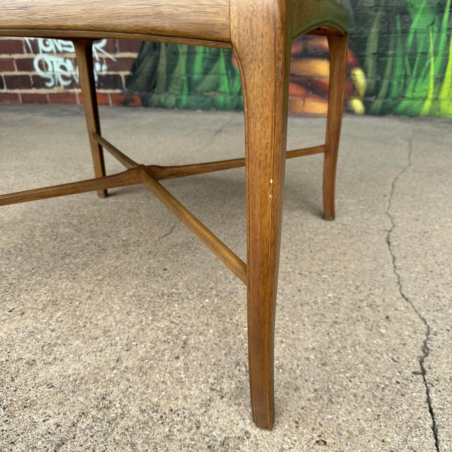 Thomasville End Table Bentwood Legs Gibbings Style