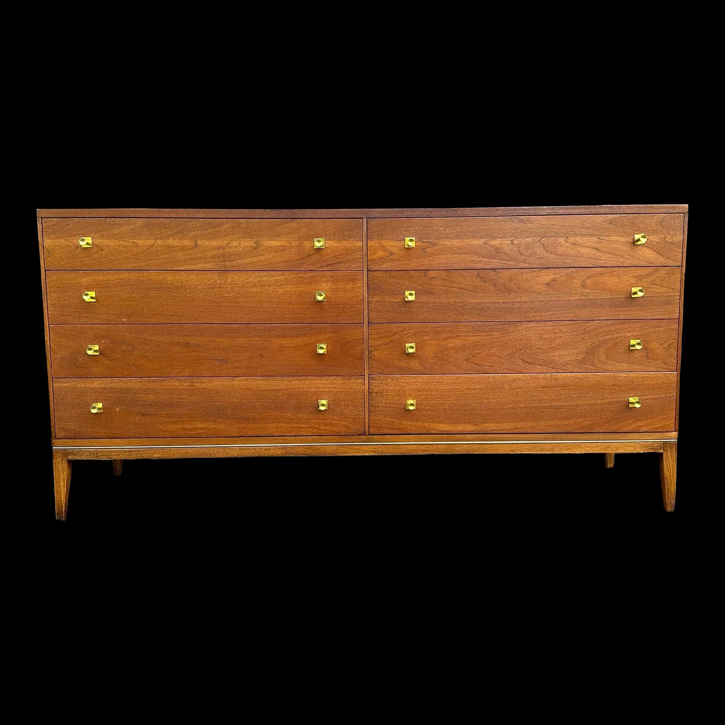 Beautiful R-Way 8 Drawer Dresser With Modern Brass Pulls