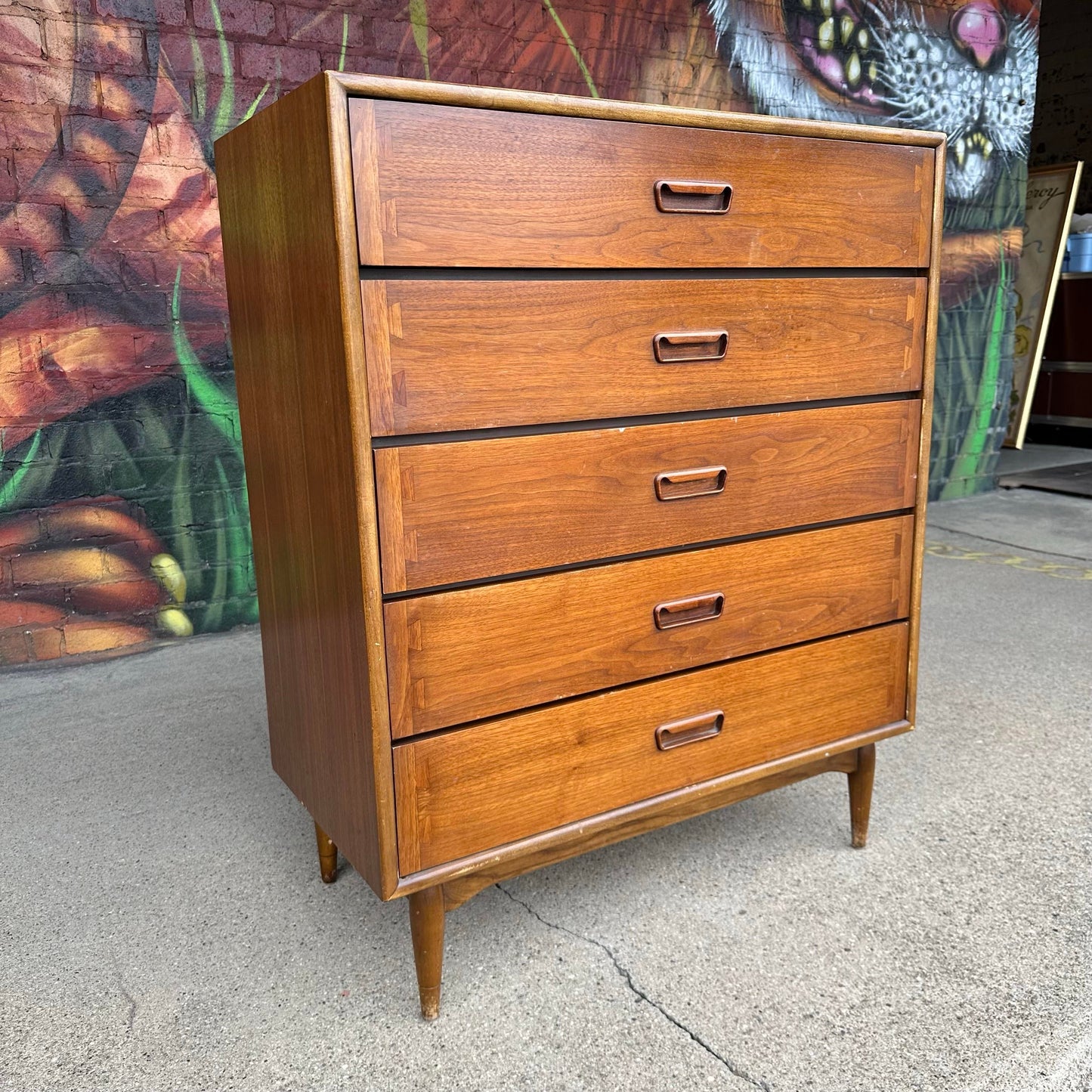 Lane Acclaim 5-Drawer Tall Dresser