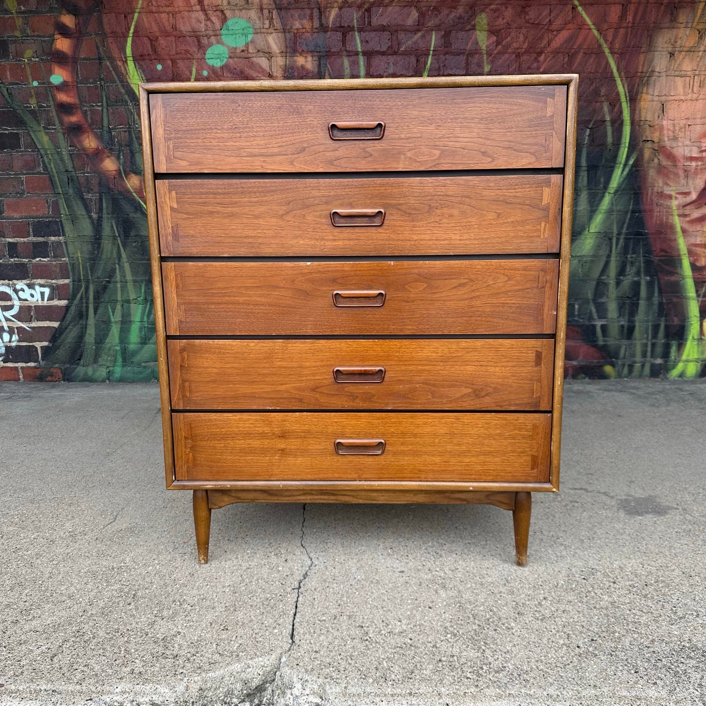 Lane Acclaim 5-Drawer Tall Dresser