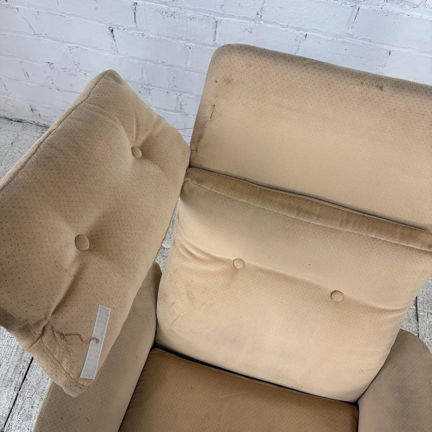 Mid Century Modern Scandinavian Lounge Chair on Rosewood Base Recliner