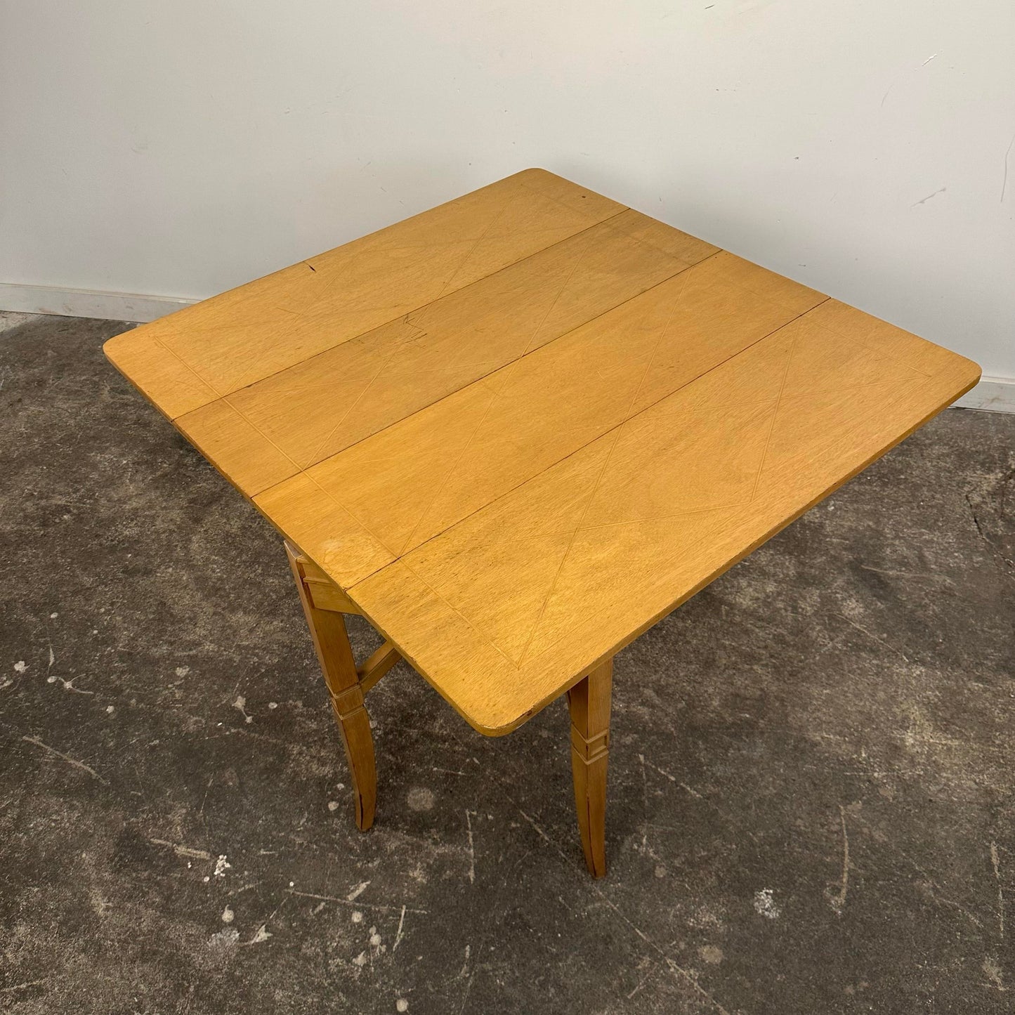 Tommi Parzinger Extendable Drop-Leaf Dining Table