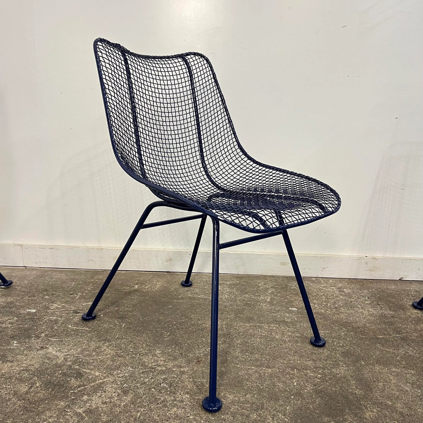 Mid 20th Century Woodard Sculptural Outdoor Dining Set & 4 Chairs, Attributed