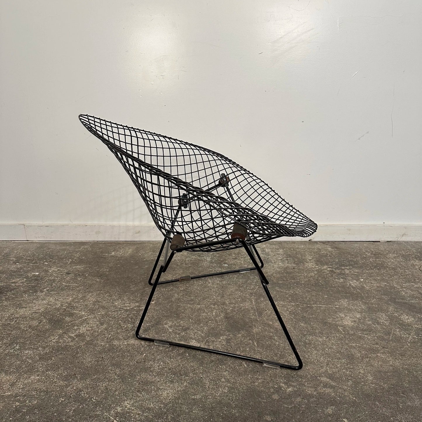 Mid Century Modern Wide Large Diamond Bertoia Chair