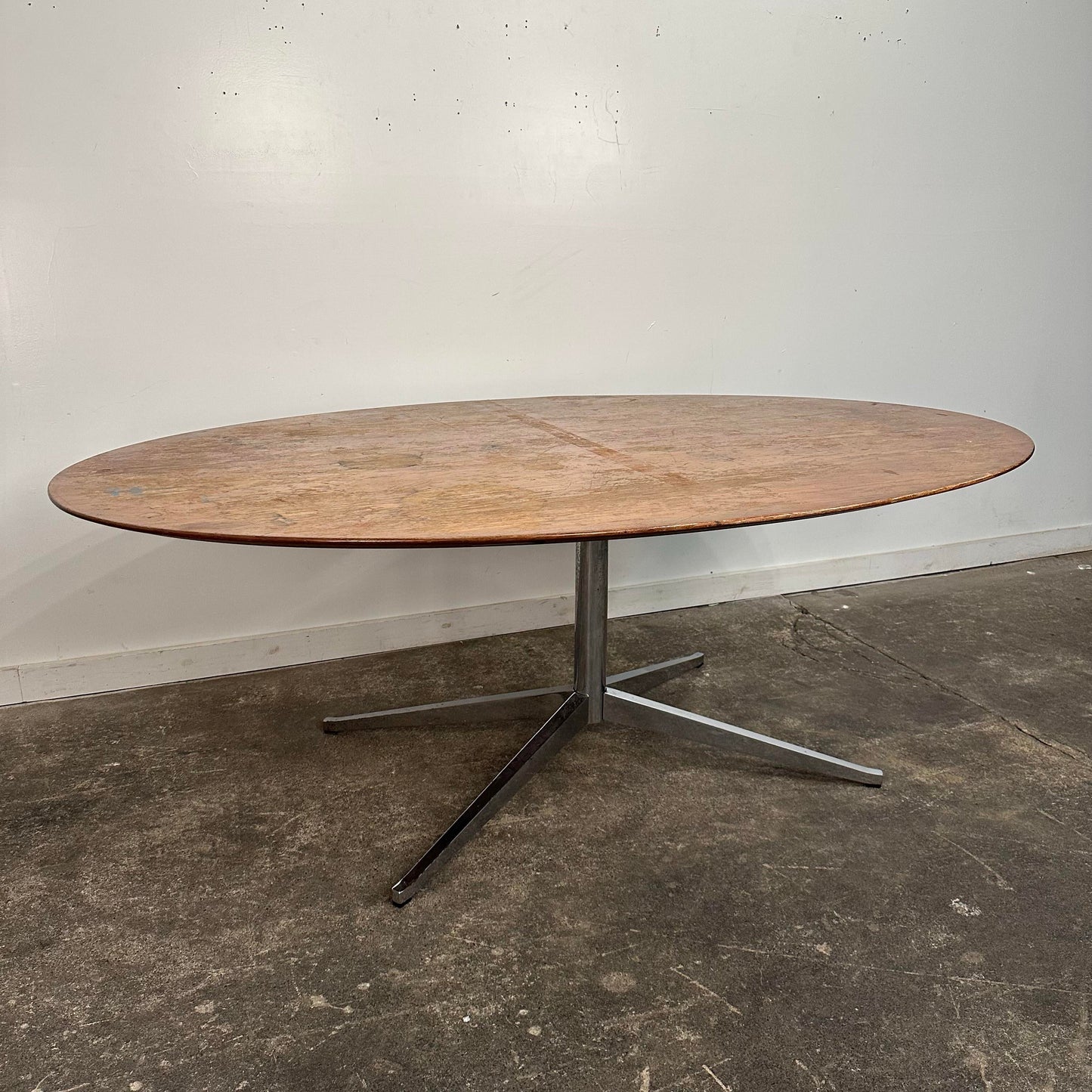 Mid Century Modern Florence Knoll Oval Dining Table Desk for Knoll