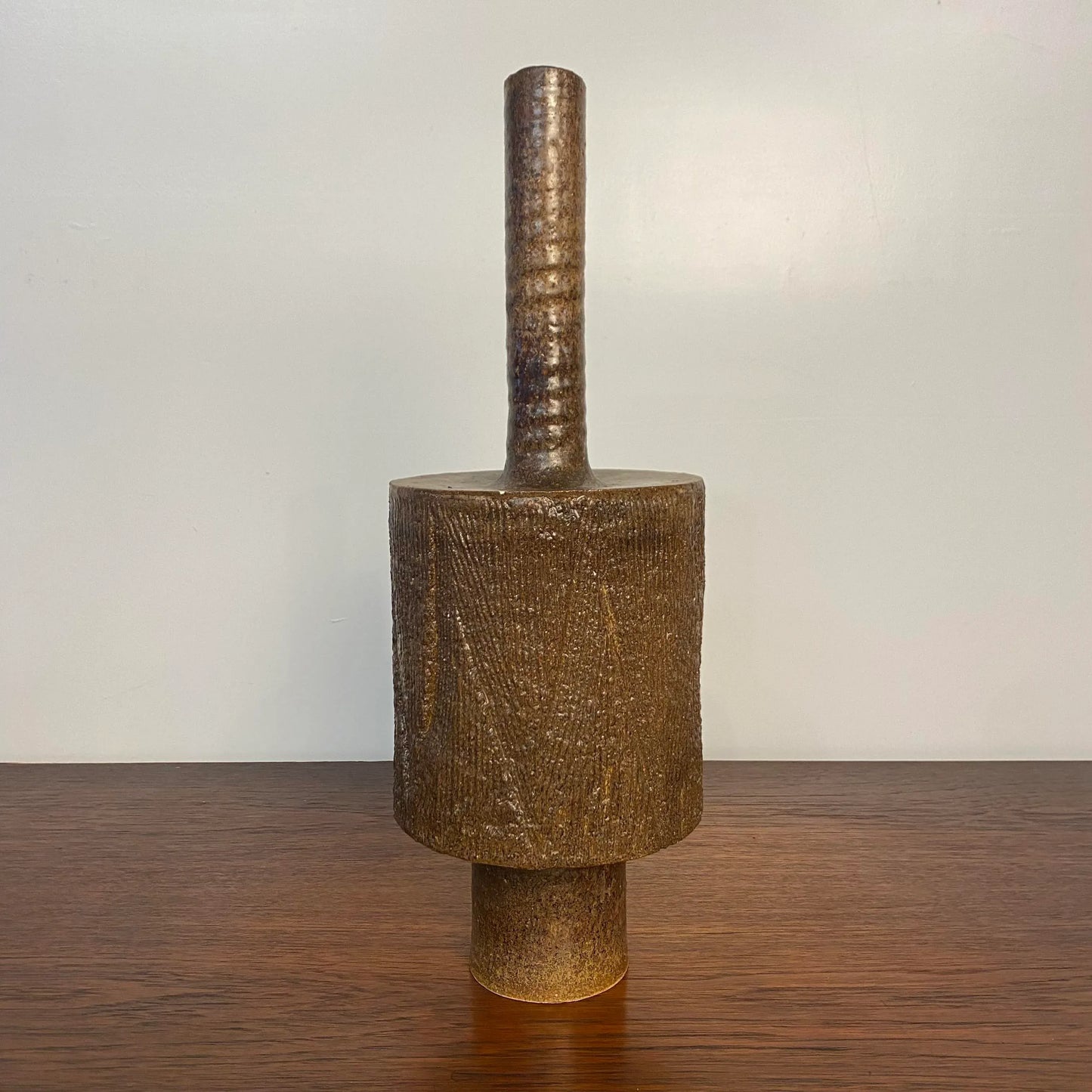 Mid Century Modern Ceramic Pottery Ikebana Flower Arrangement