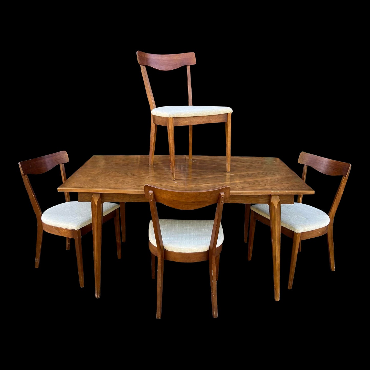 American of Martinsville Dining Set With 4 Chairs
