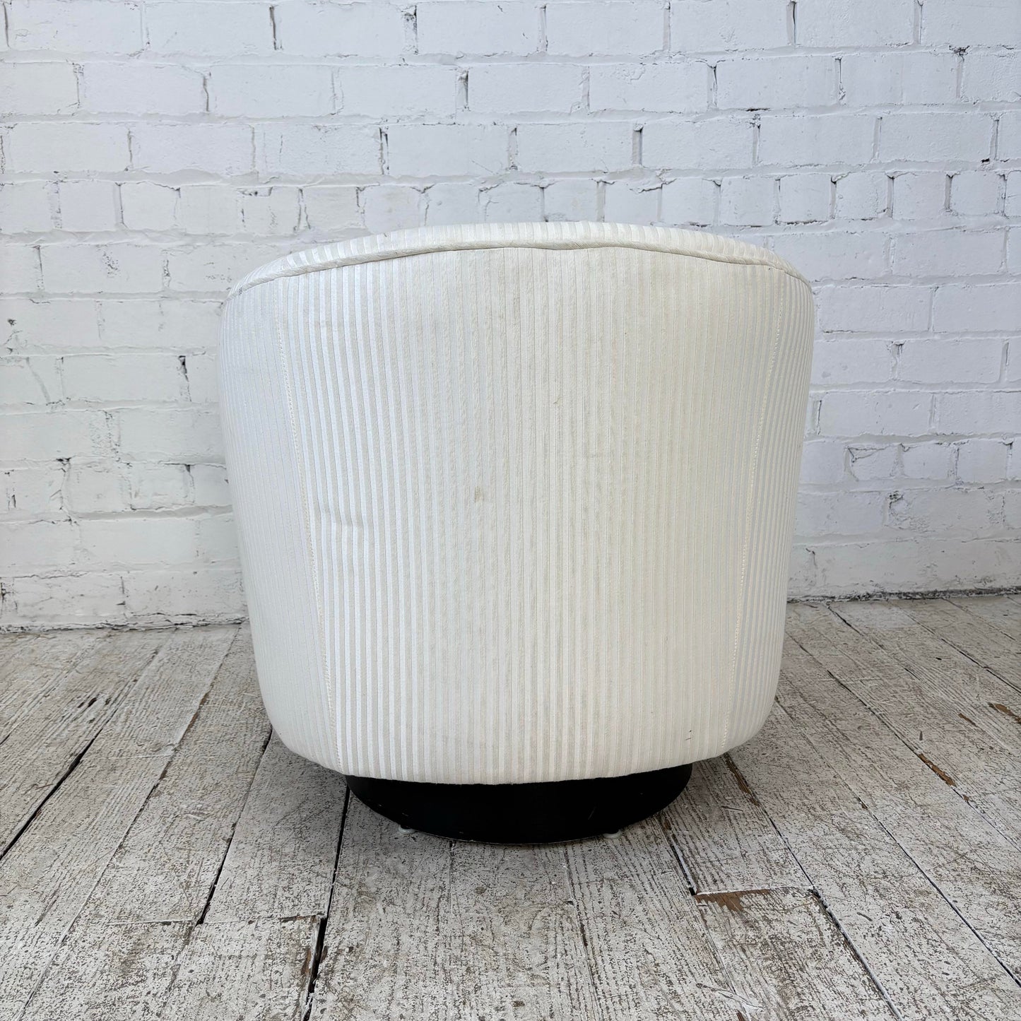 Milo Baughman Swivel Rock Barrel Chair