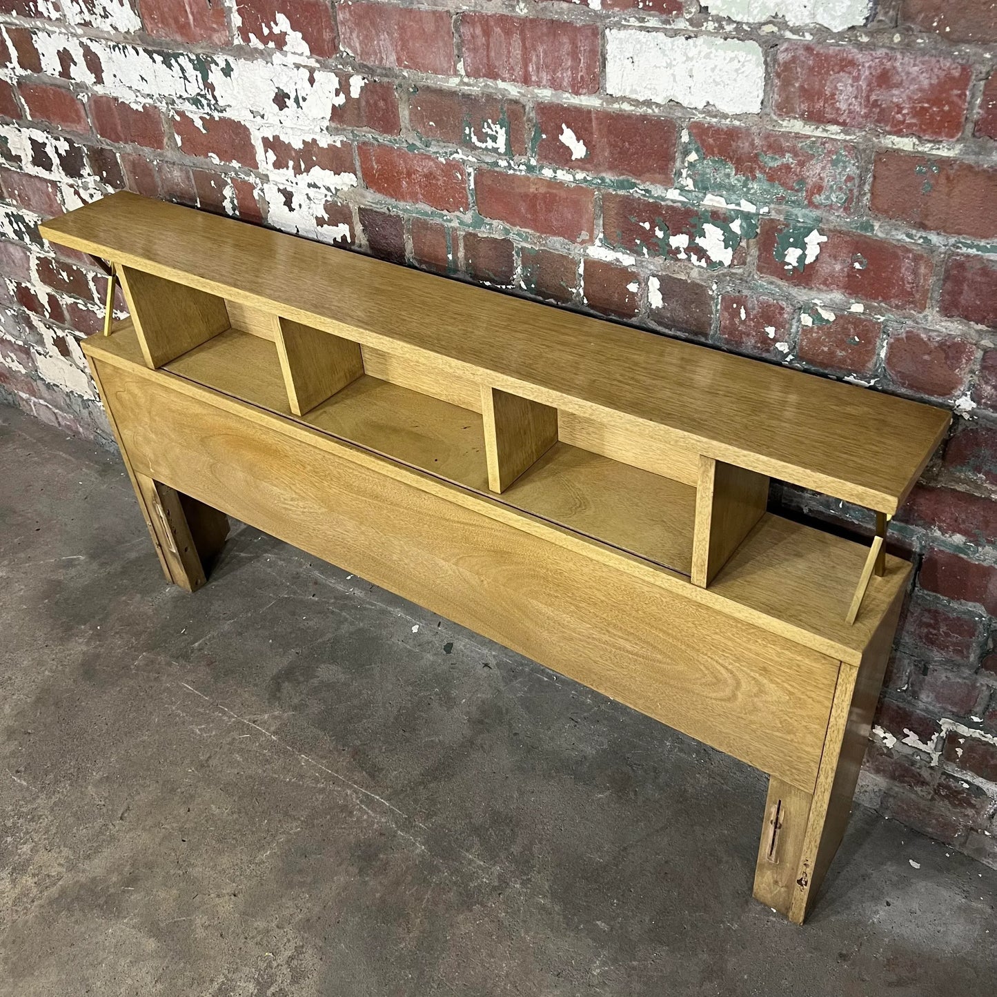 American of Martinsville Headboard With Storage Light Wood Midcentury Brass