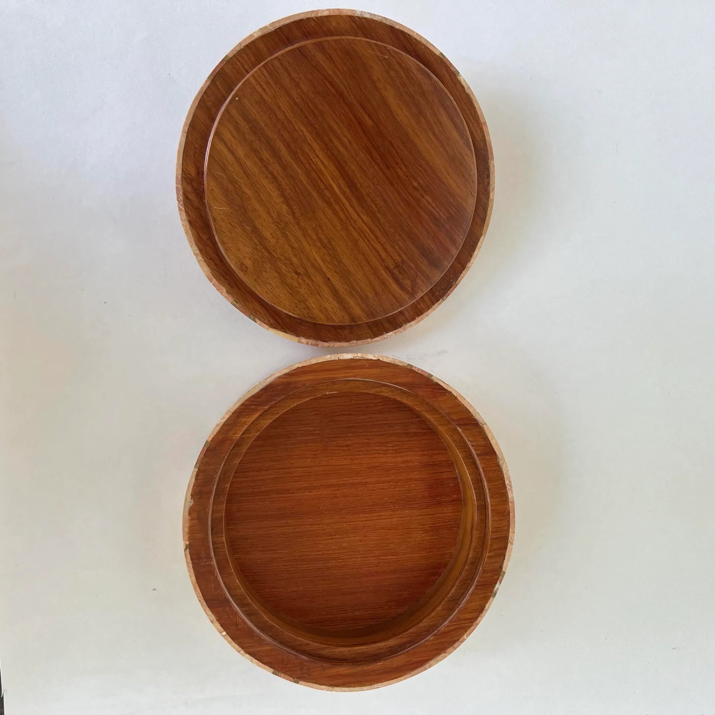 Maitland Smith Tessellated Marble Round Box Locking