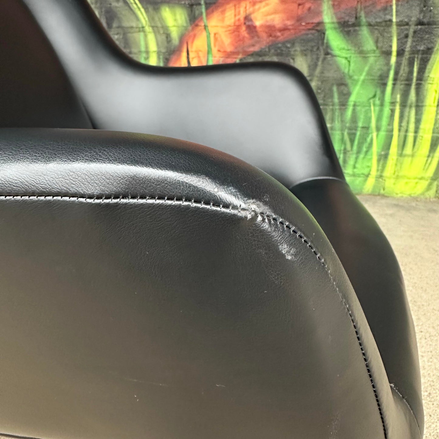 Max Pearson for Knoll Black Vinyl Executive Chair