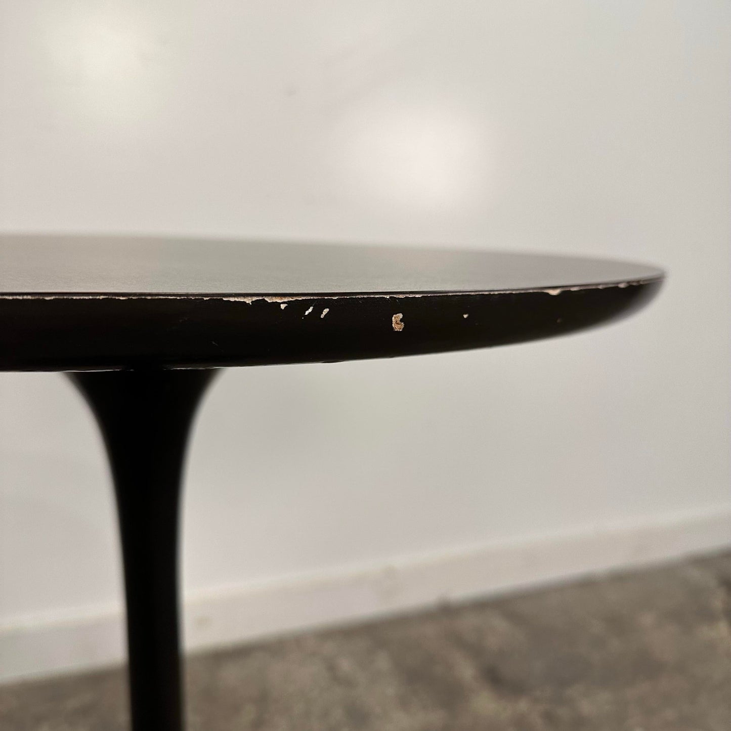 Mid Century Modern Burke Round Tulip Bistro Table