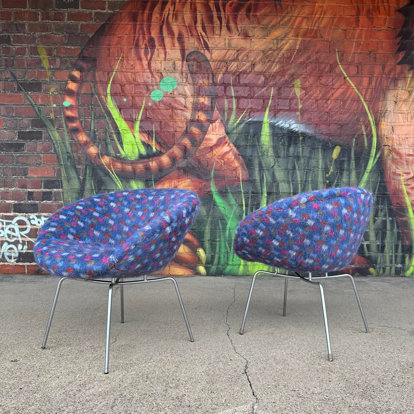 Pair of Arne Jacobsen Pot Chairs