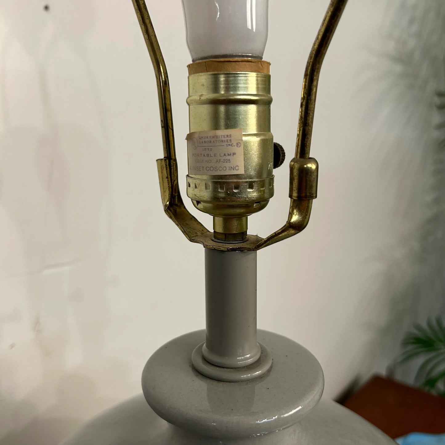 Ceramic Floral Table Lamp