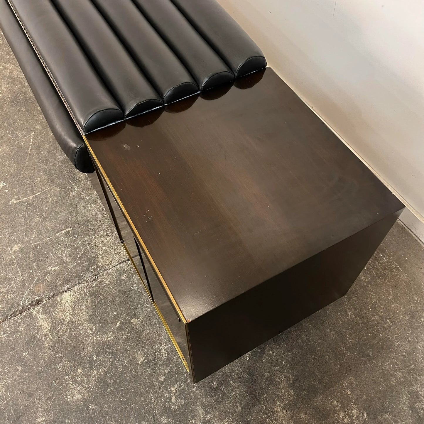 King Size Headboard With Floating End Tables Dunbar? Or Probbe?