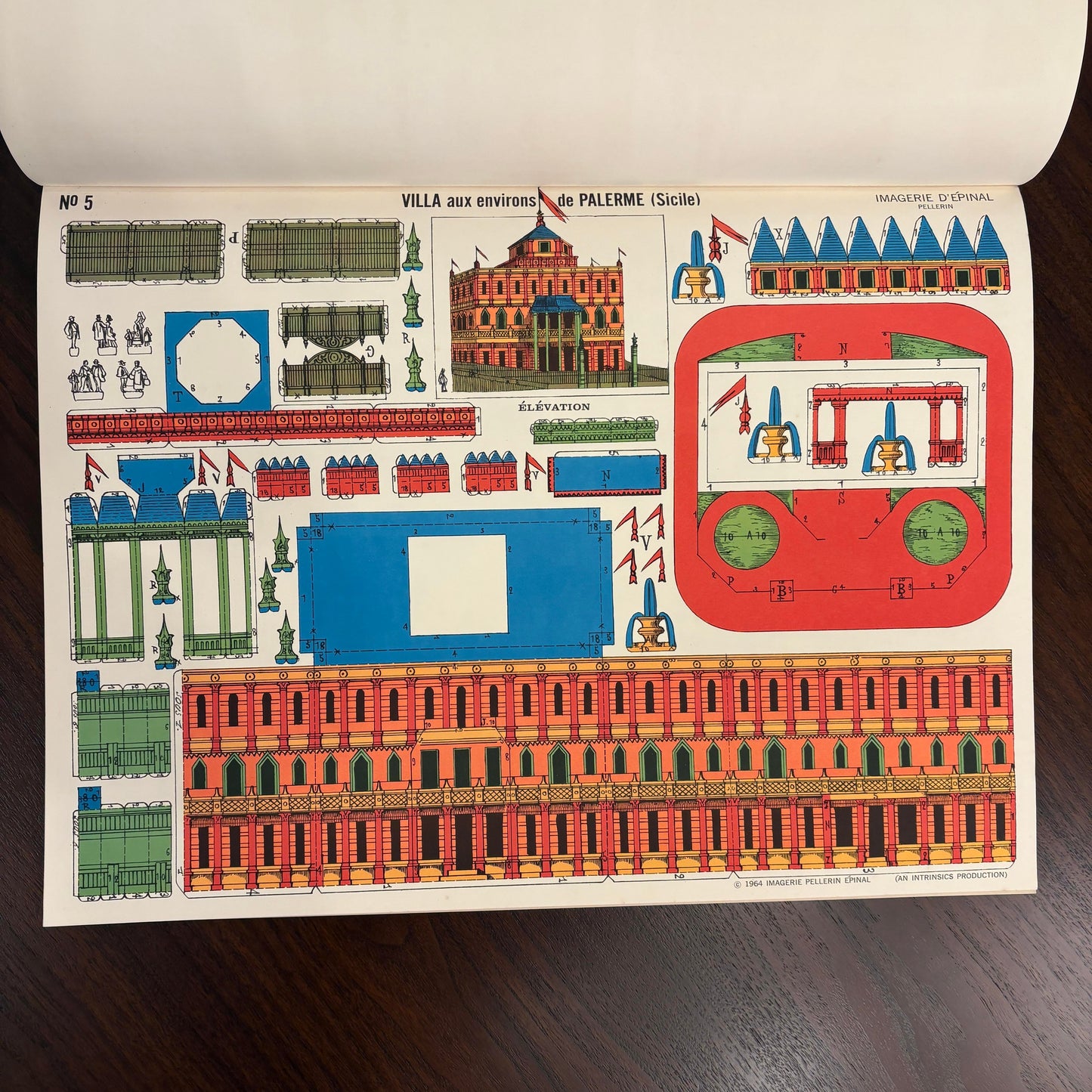 Complete Set of Calendrier Imagerie Pellerin Épinal Constructions