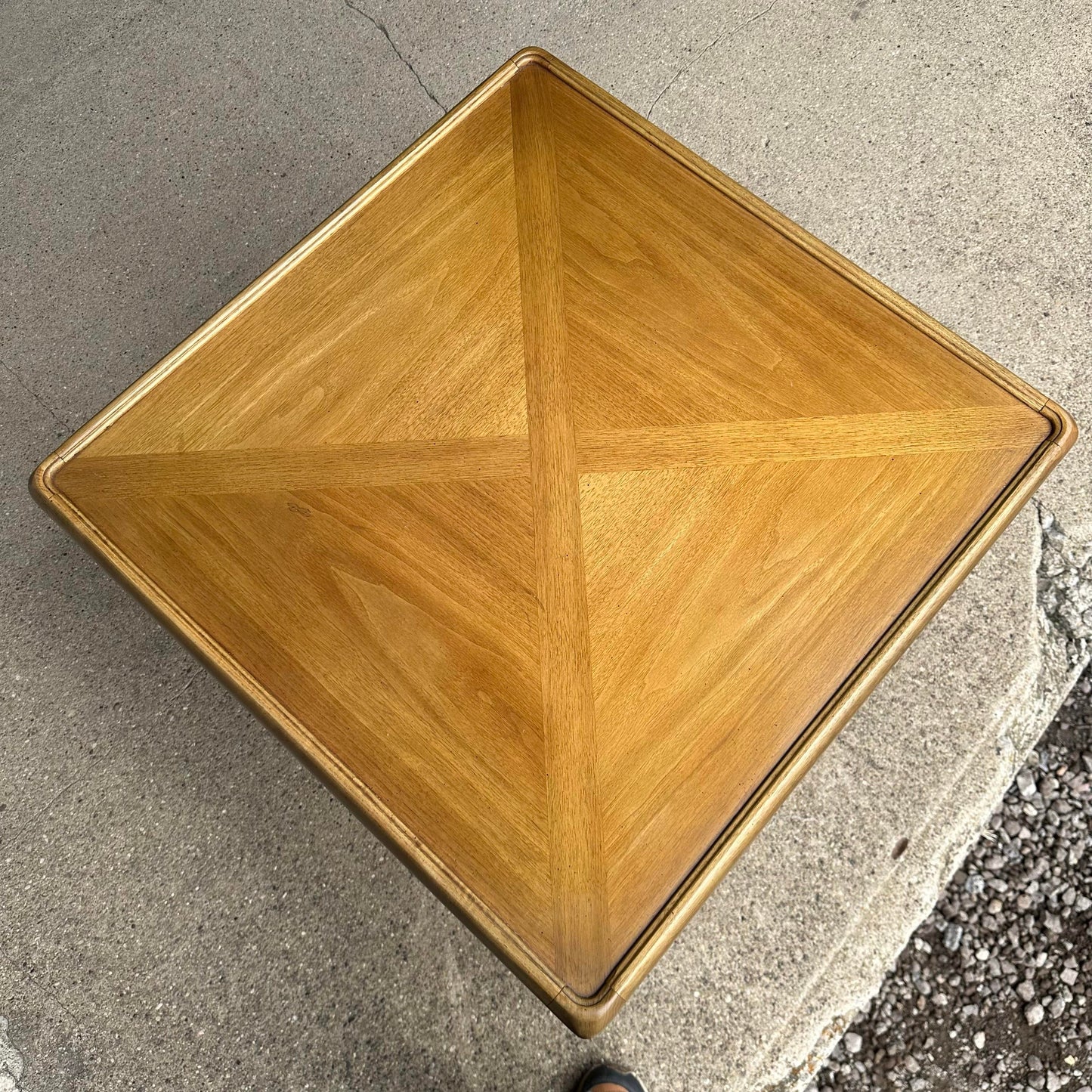 Thomasville End Table Bentwood Legs Gibbings Style