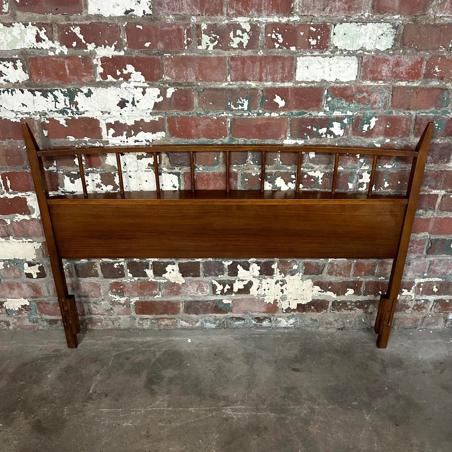 Merton Gershun for Dillingham Full Size Headboard