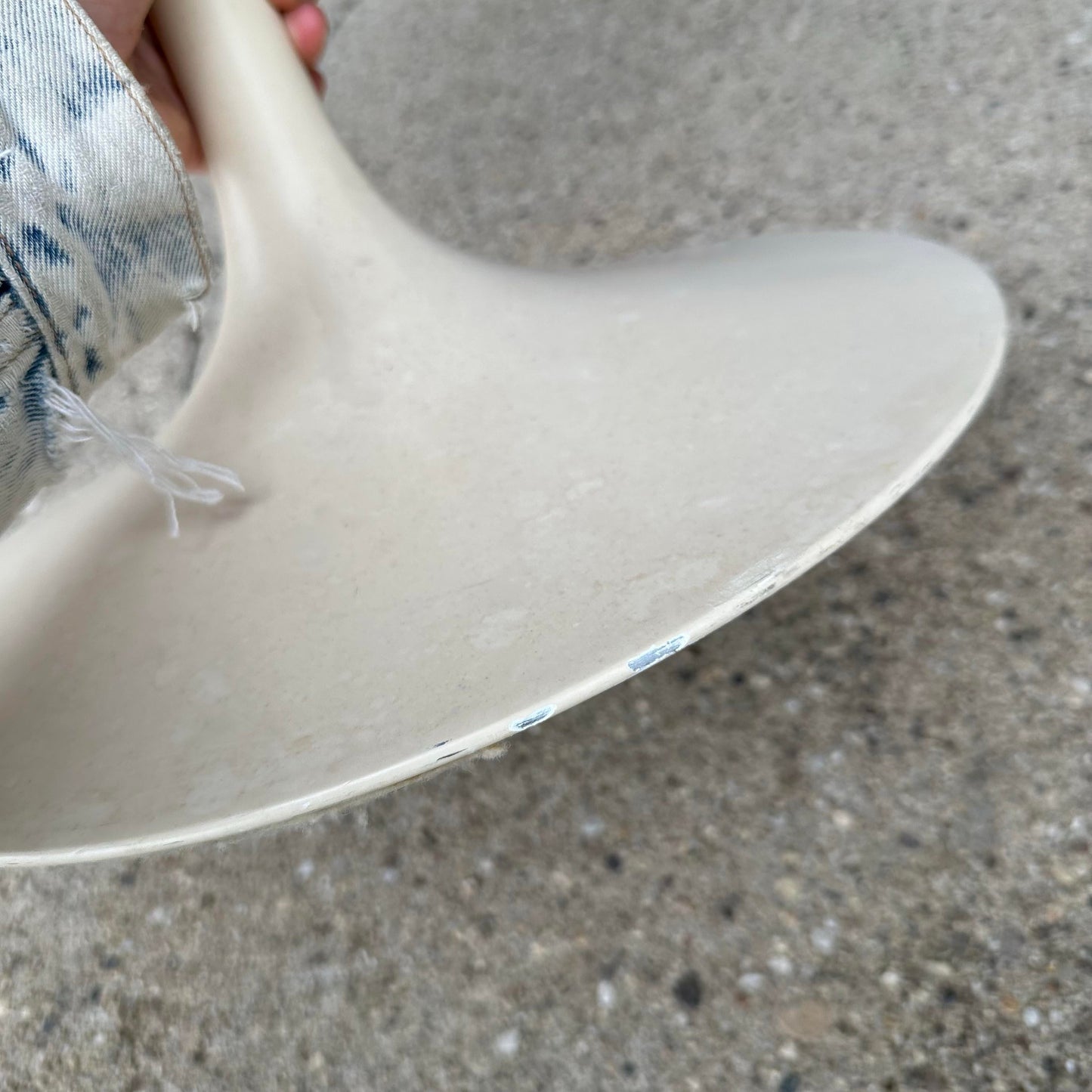 Knoll Swivel-Top Tulip Stool