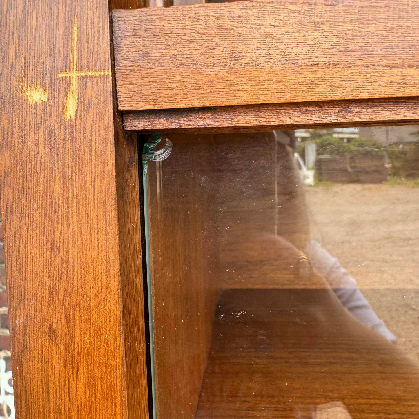 Lane Bow Tie Tuxedo China Cabinet Hutch Credenza 2 Piece