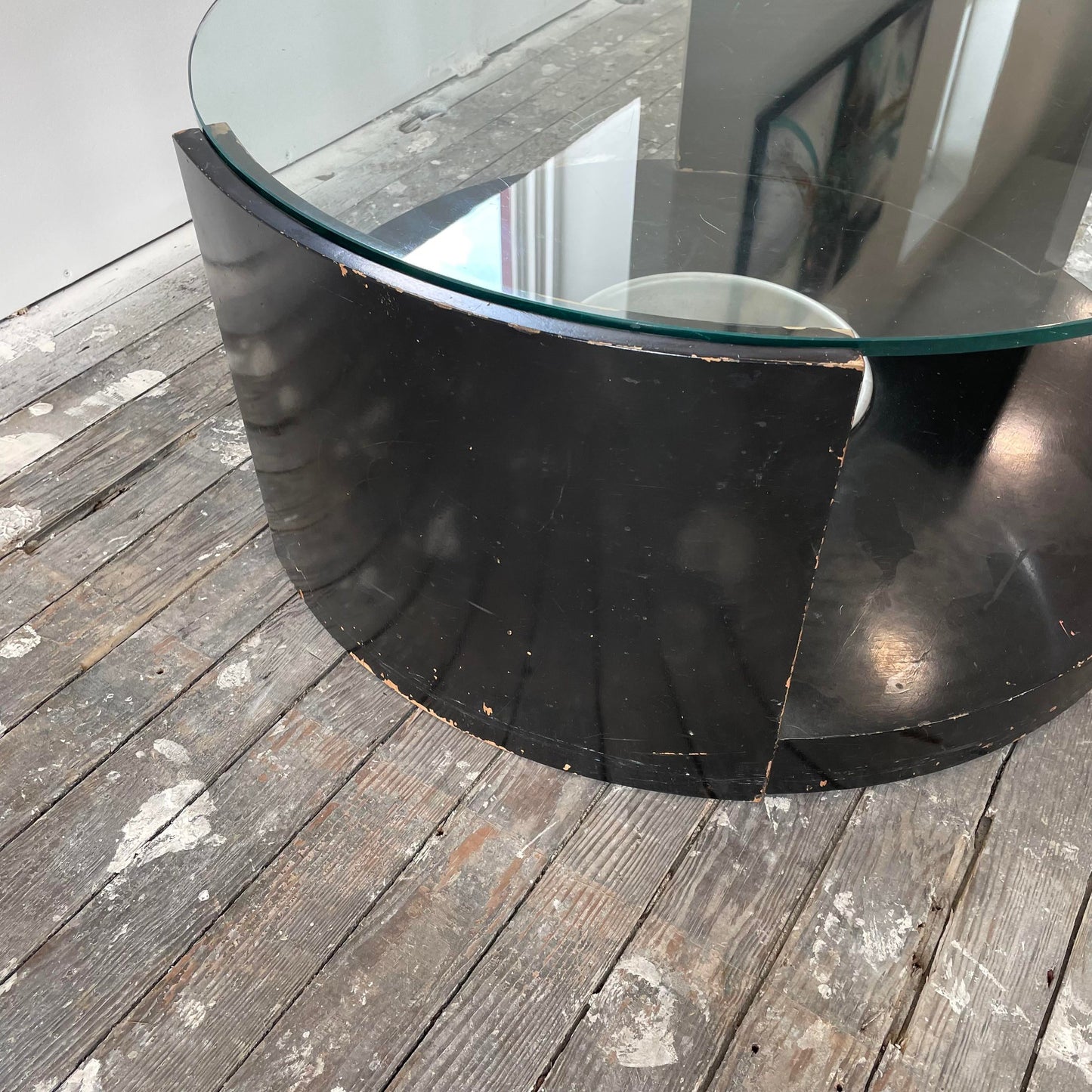 Mid 20th Century Circle Coffee Table