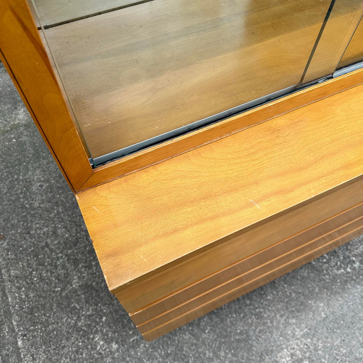 Kensington Furniture Two Piece Hutch