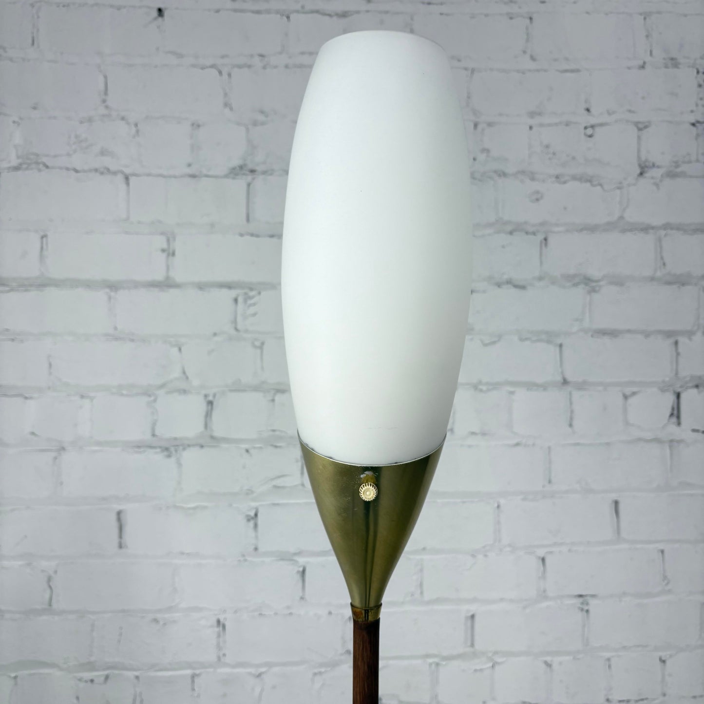Mid Century Modern Laurel Touchier Floor Lamp