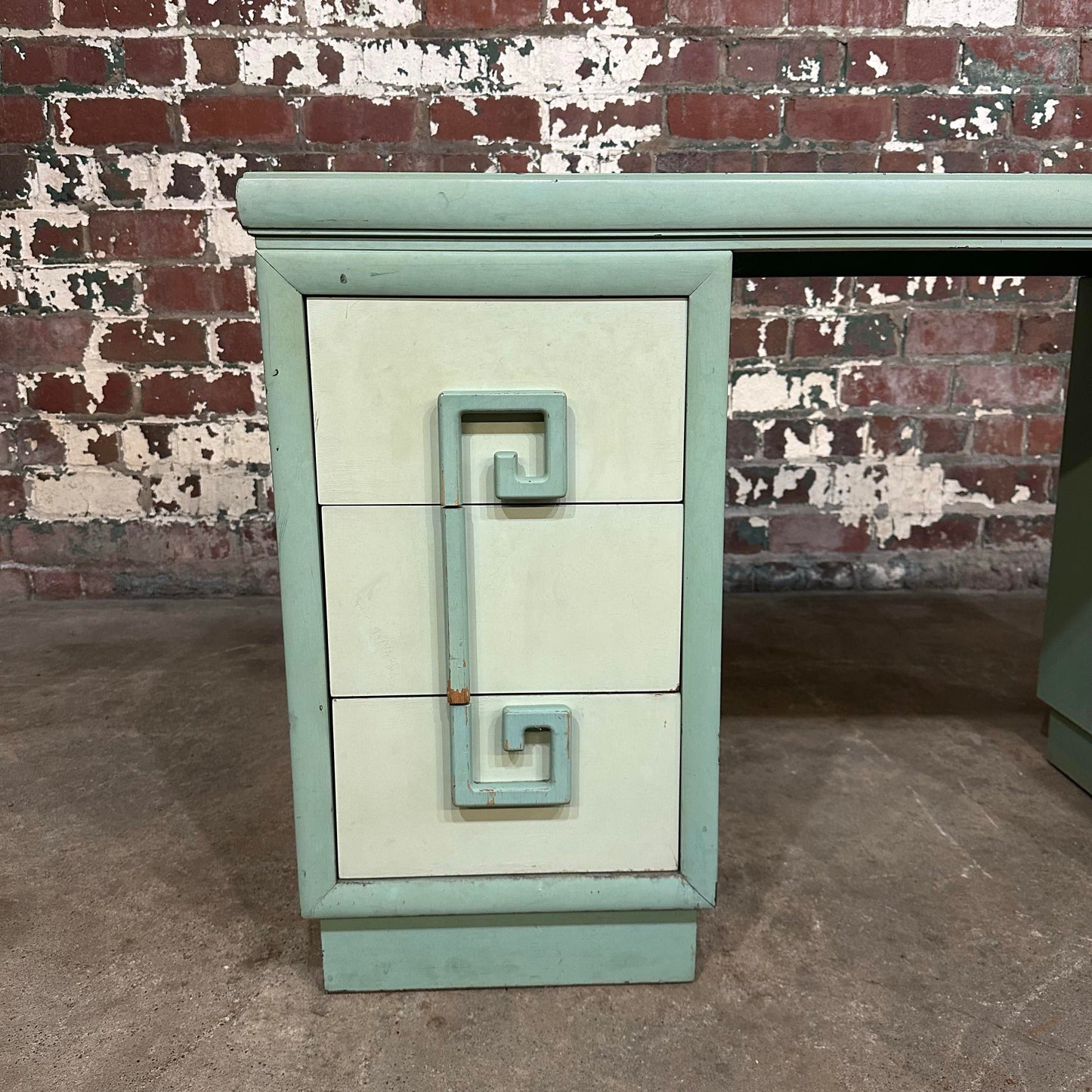 Kittinger Mandarin Vanity With Mohair Stool