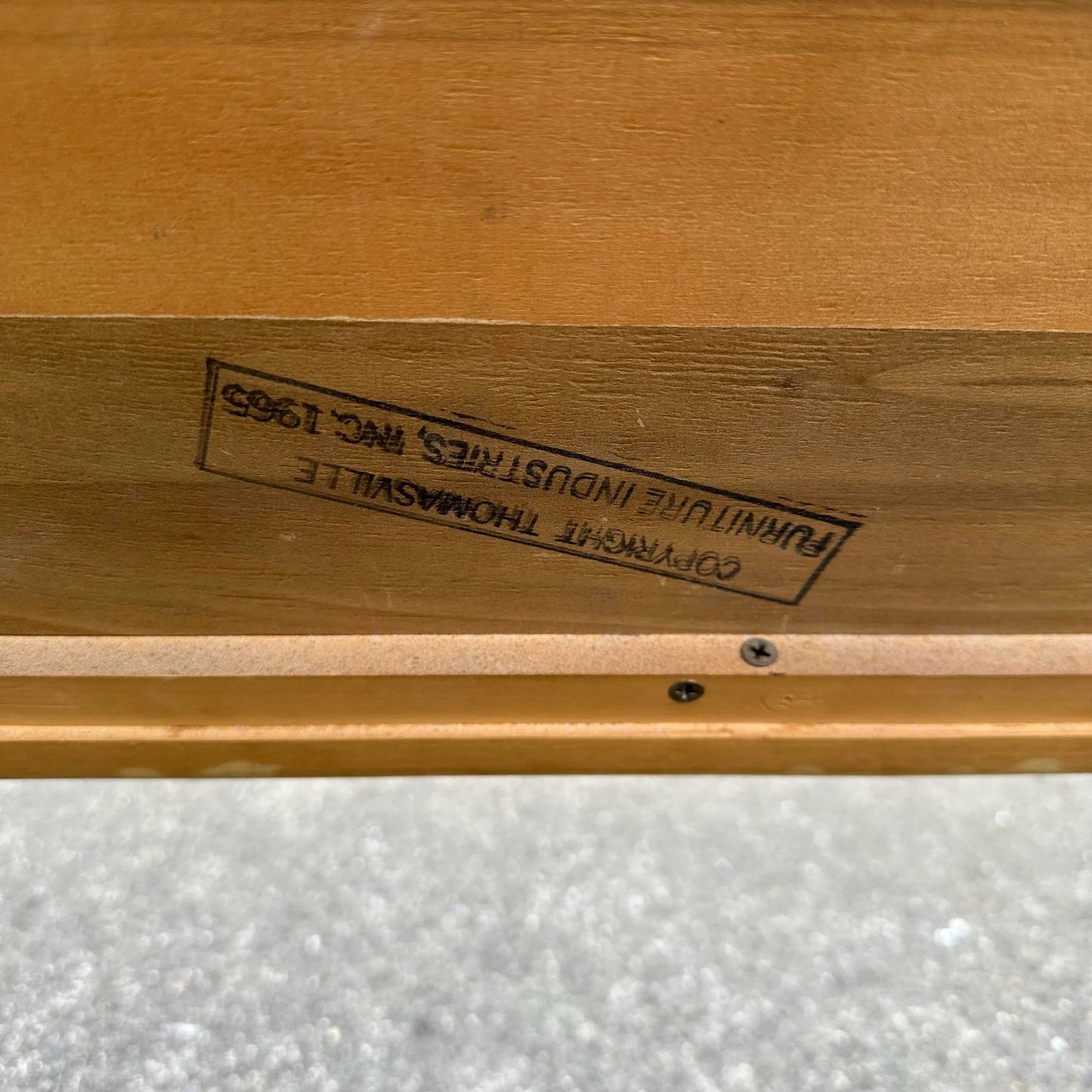 Thomasville Coffee Table Traditional Modern Has Gibbings Look