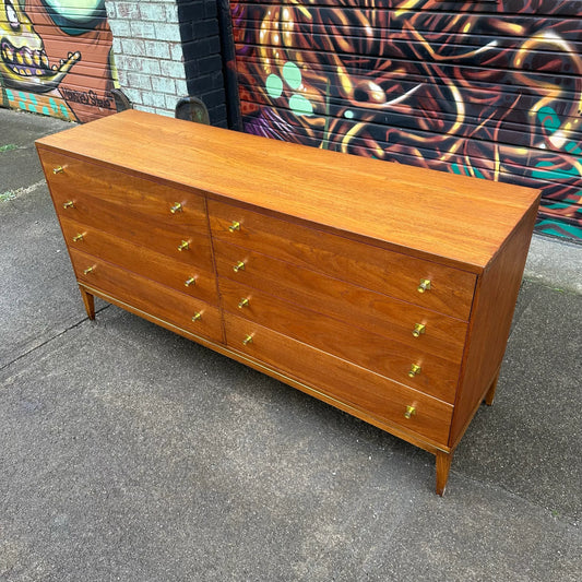 Beautiful R-Way 8 Drawer Dresser With Modern Brass Pulls