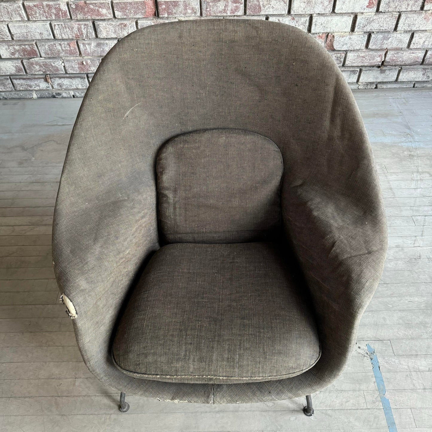 Early Eero Saarinen for Knoll Womb Chair
