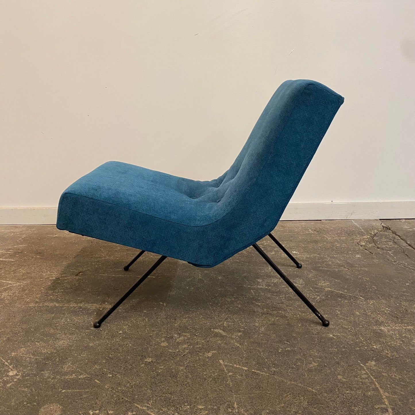 1960s Mid-Century Modern Iron Slipper Chair by Adrian Pearsall