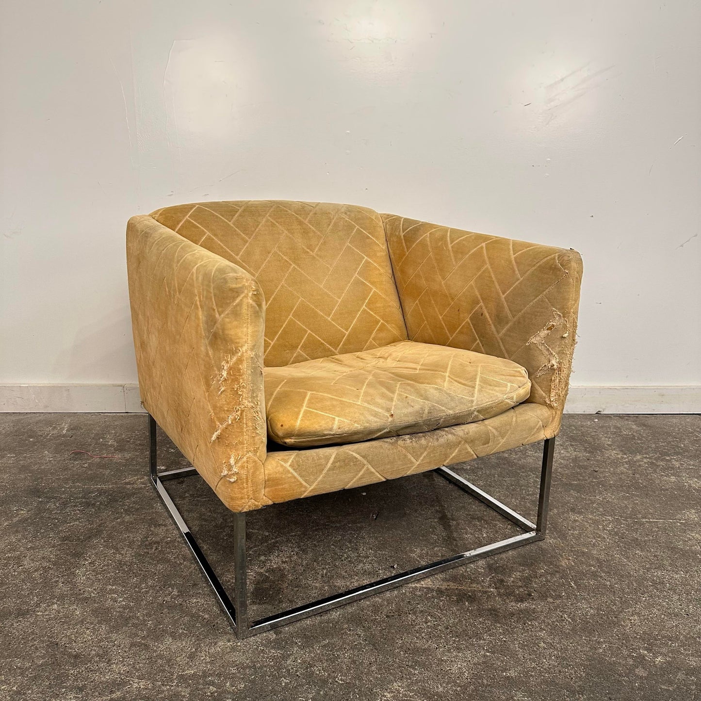 Mid Century Modern Berhardt Flair Lounge Chair