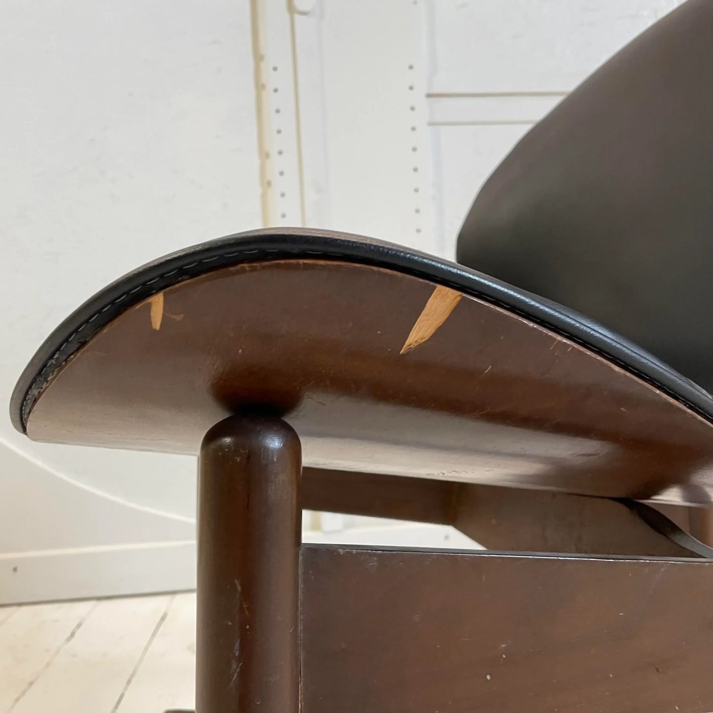 Mid Century Kodawood Rocking Chair in Black Vinyl, Unmarked