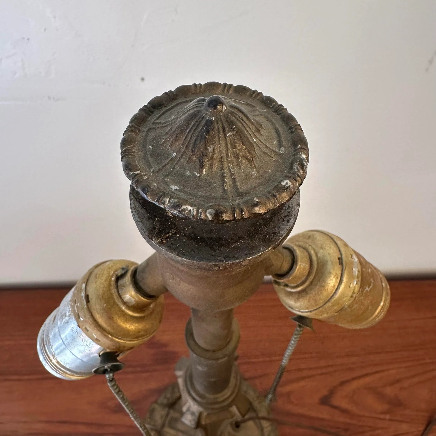 Antique Stained Glass Tiffany Style Table Lamp