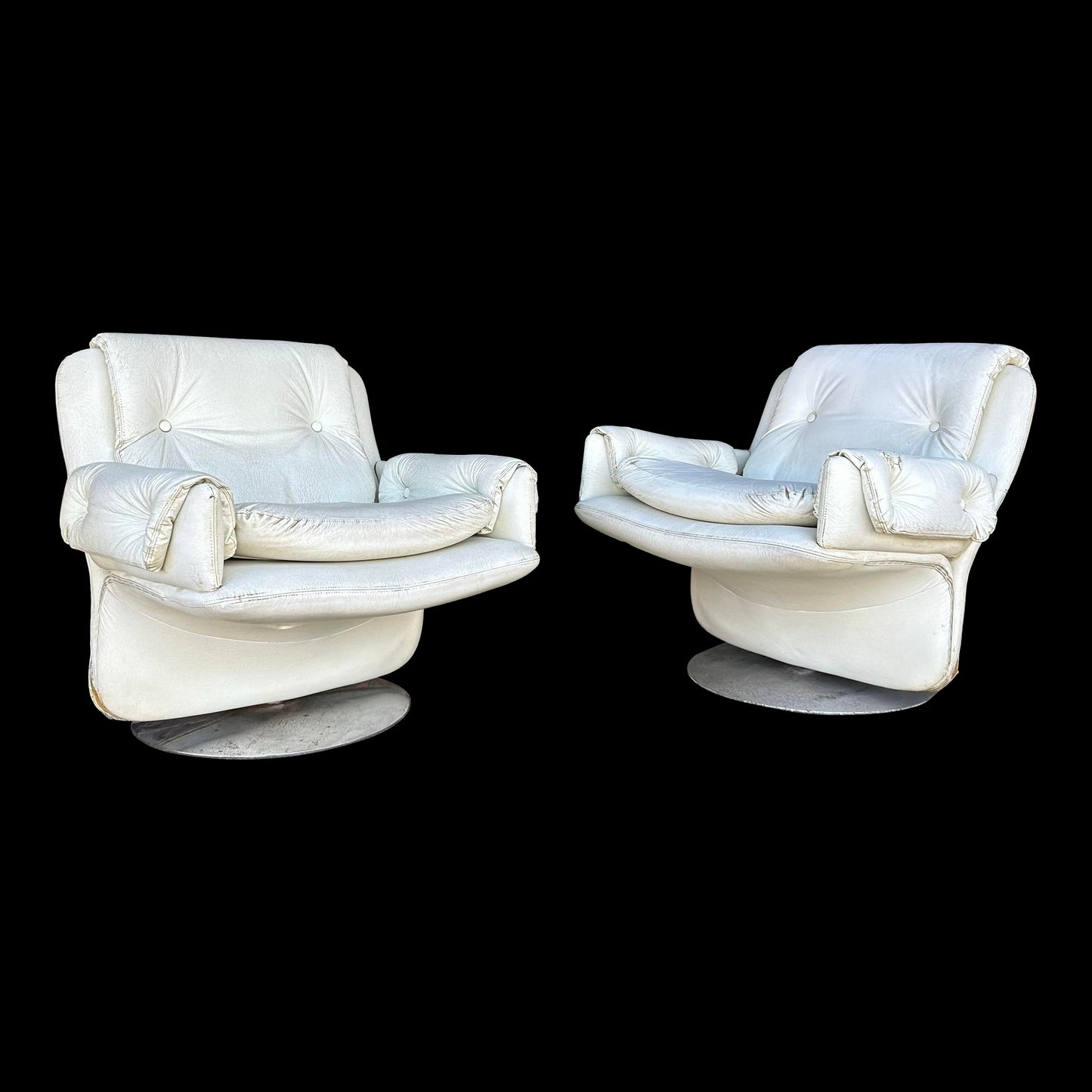 Pair Artifort? Vinyl and Chrome Chairs