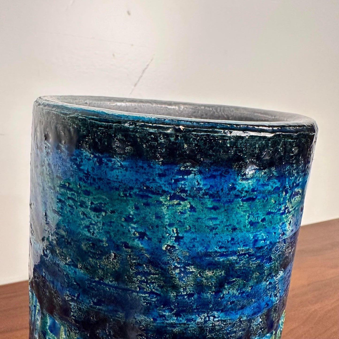 Mid Century Modern Italian Bitossi Rimini Blue Green Pottery Vase for Raymor