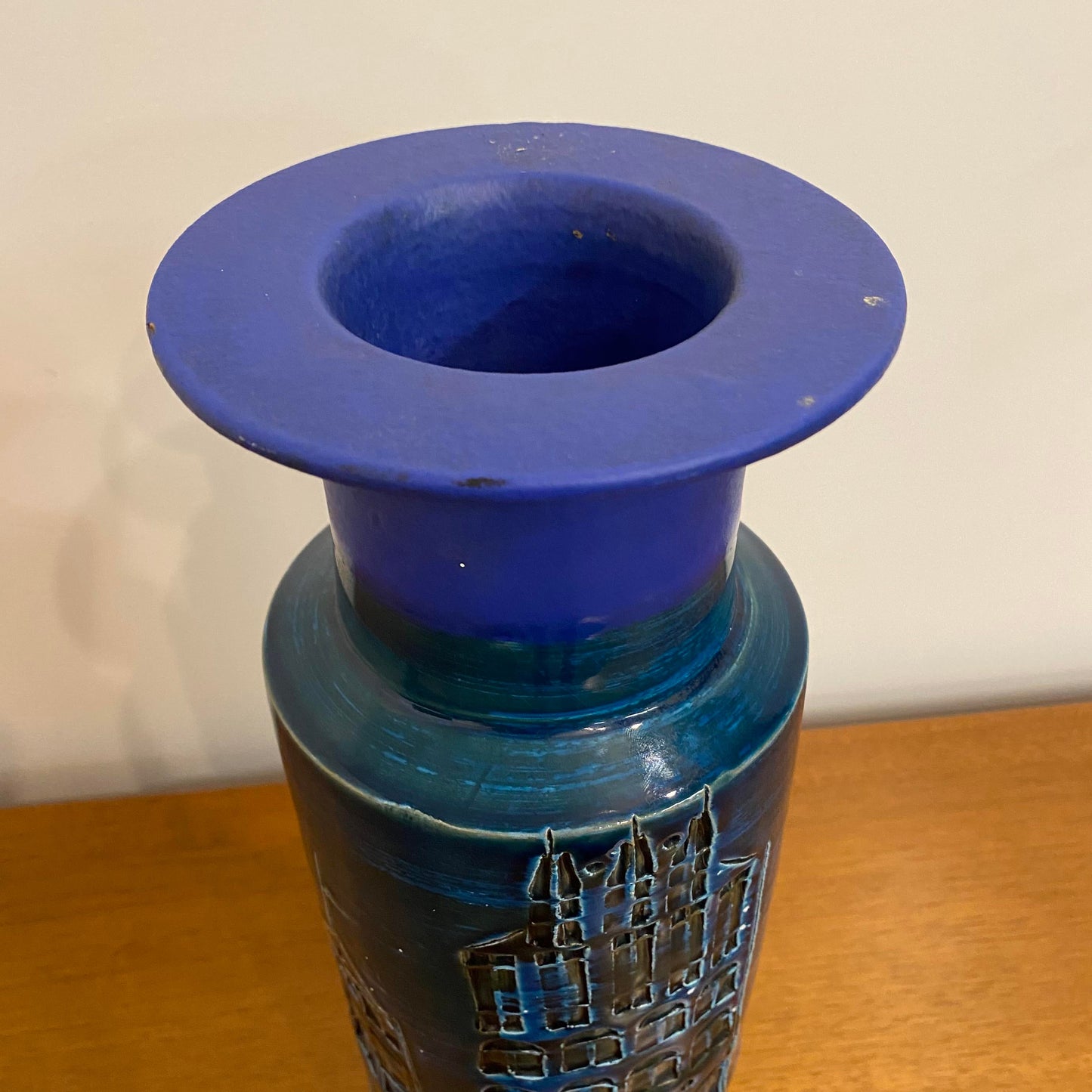 1960s Mid-Century Modern Italian Ceramic Vase