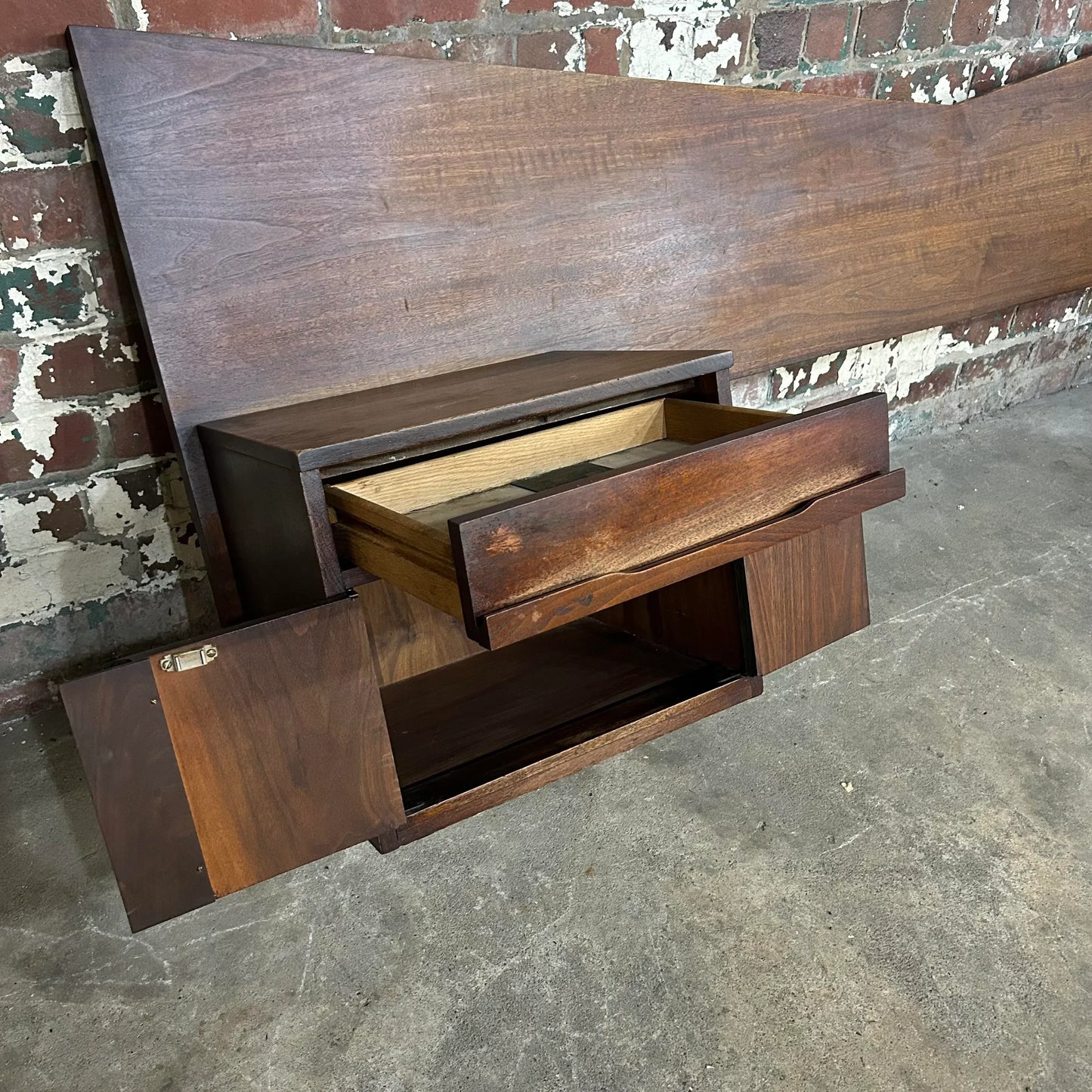 Craftsmen Queen Size Headboard With Floating Nightstands Walnut Curved