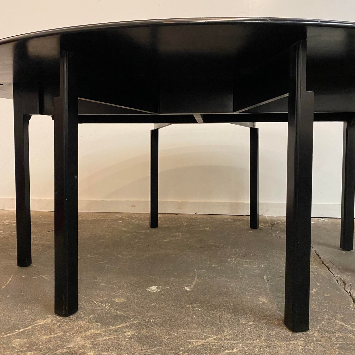 1960s Mid-Century Modern Drop Leaf Dining Table
