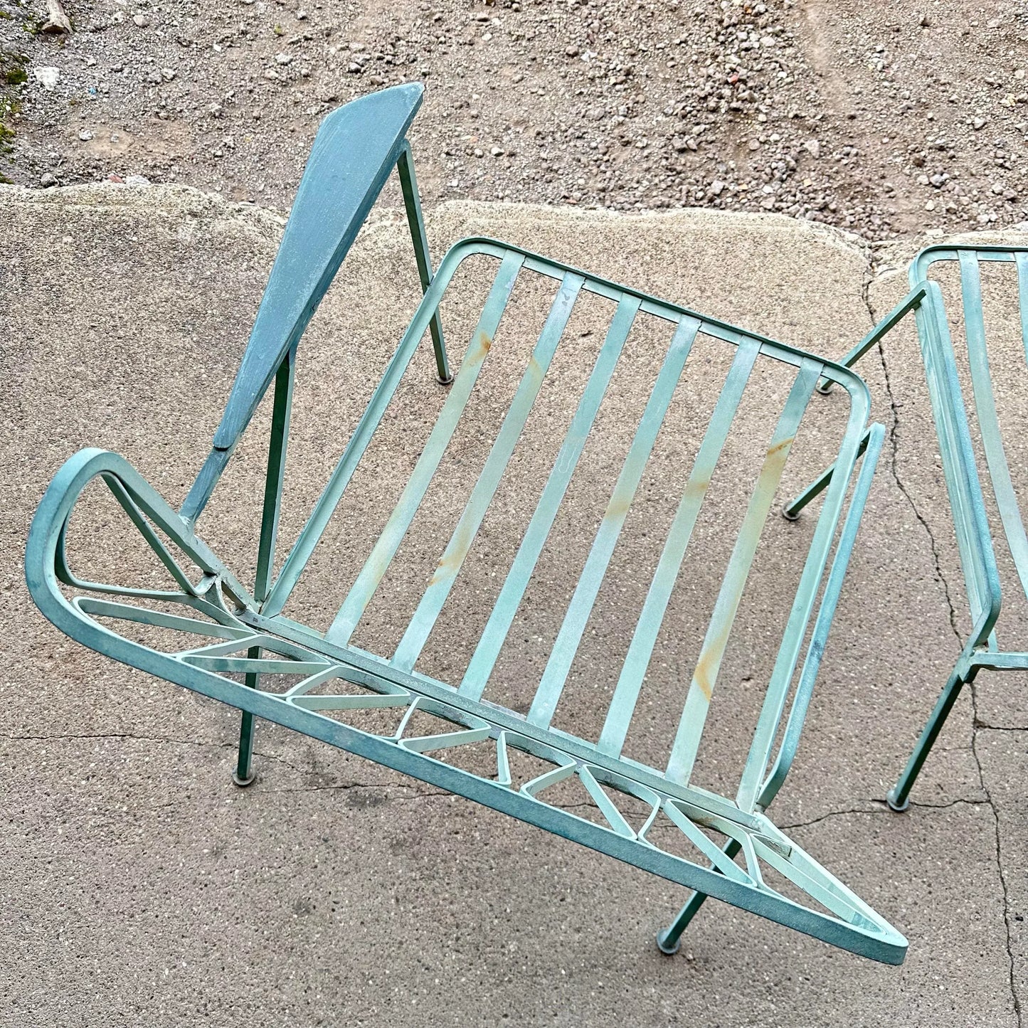 Mid 20th Century Maurizio Tempestini Iron “Ribbon” Outdoor Patio 3-Piece Sofa for John Salterini, Attributed