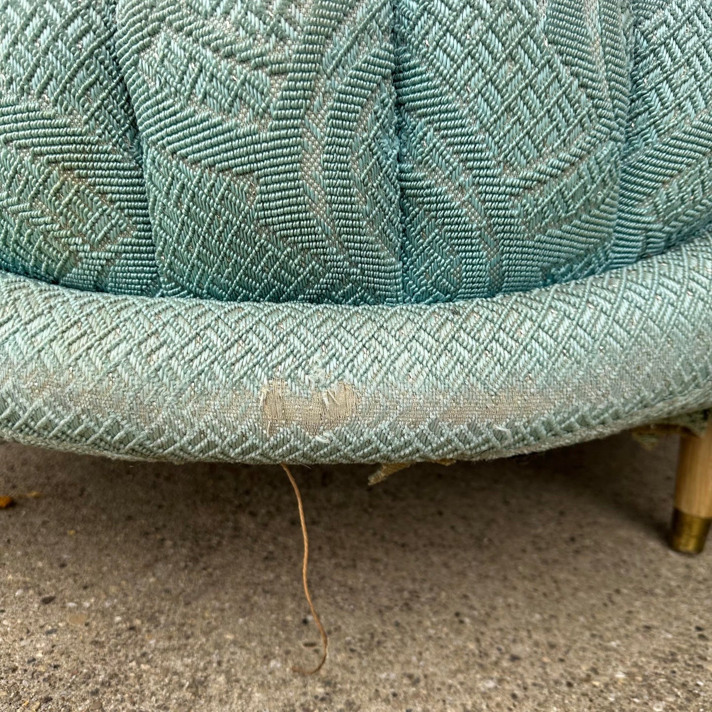 Mid-Century Clam Shell Slipper Chair