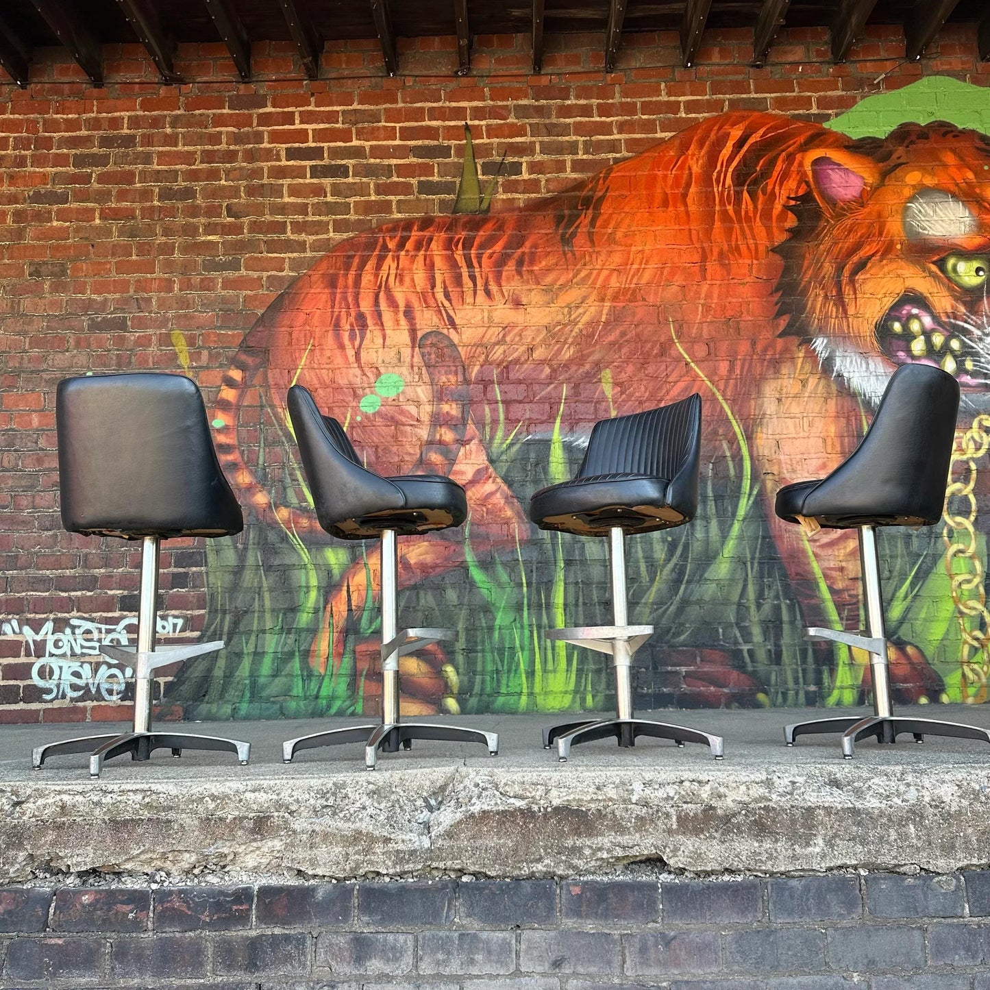 Set of 4 ChromCraft Swivel Bar Stools